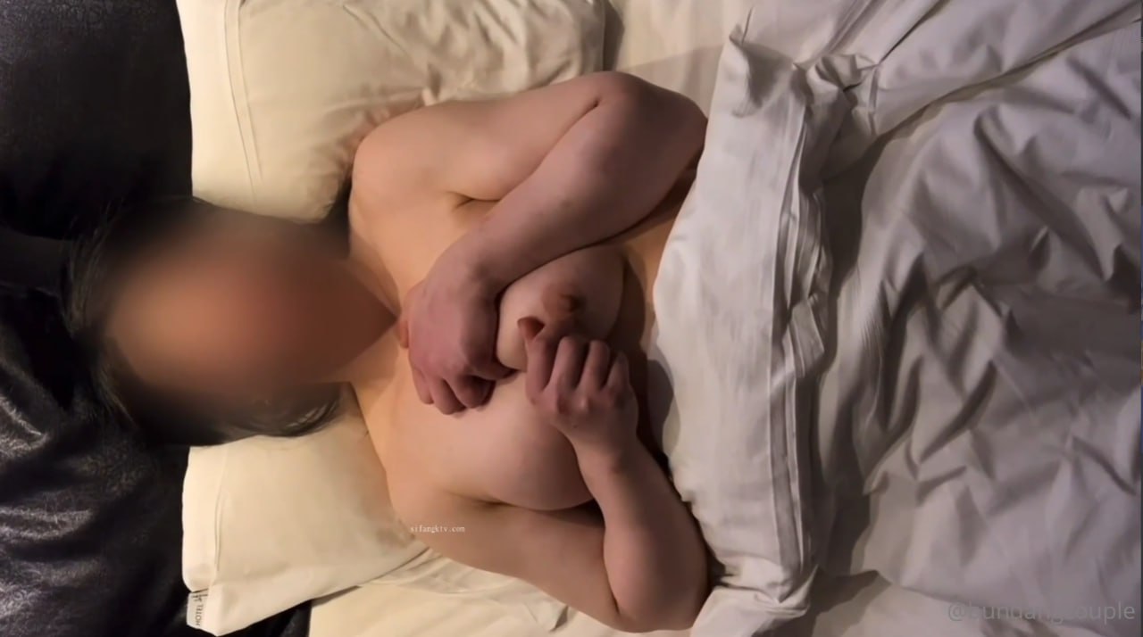 红发美妞在试镜中尝试大屌